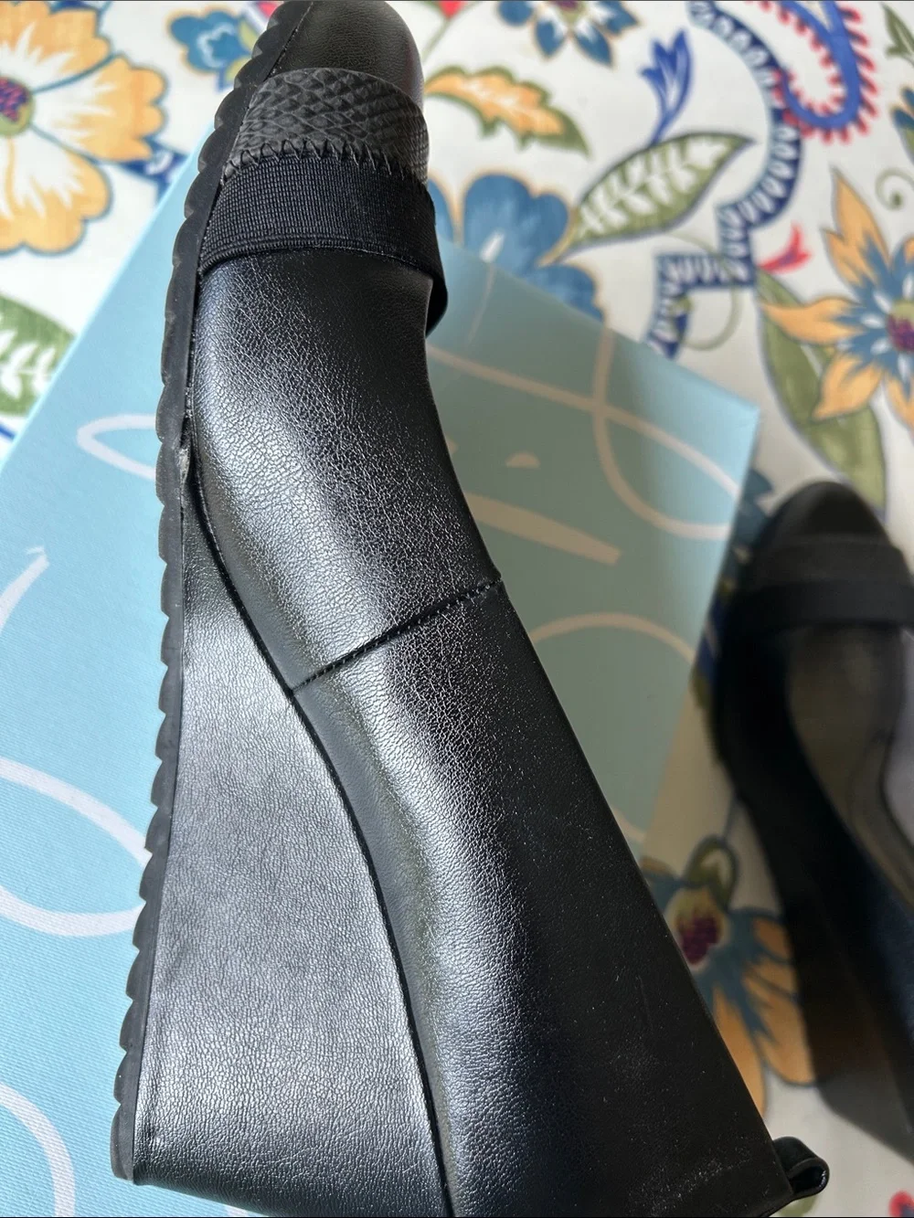 Life Stride Parigi Wedges in black